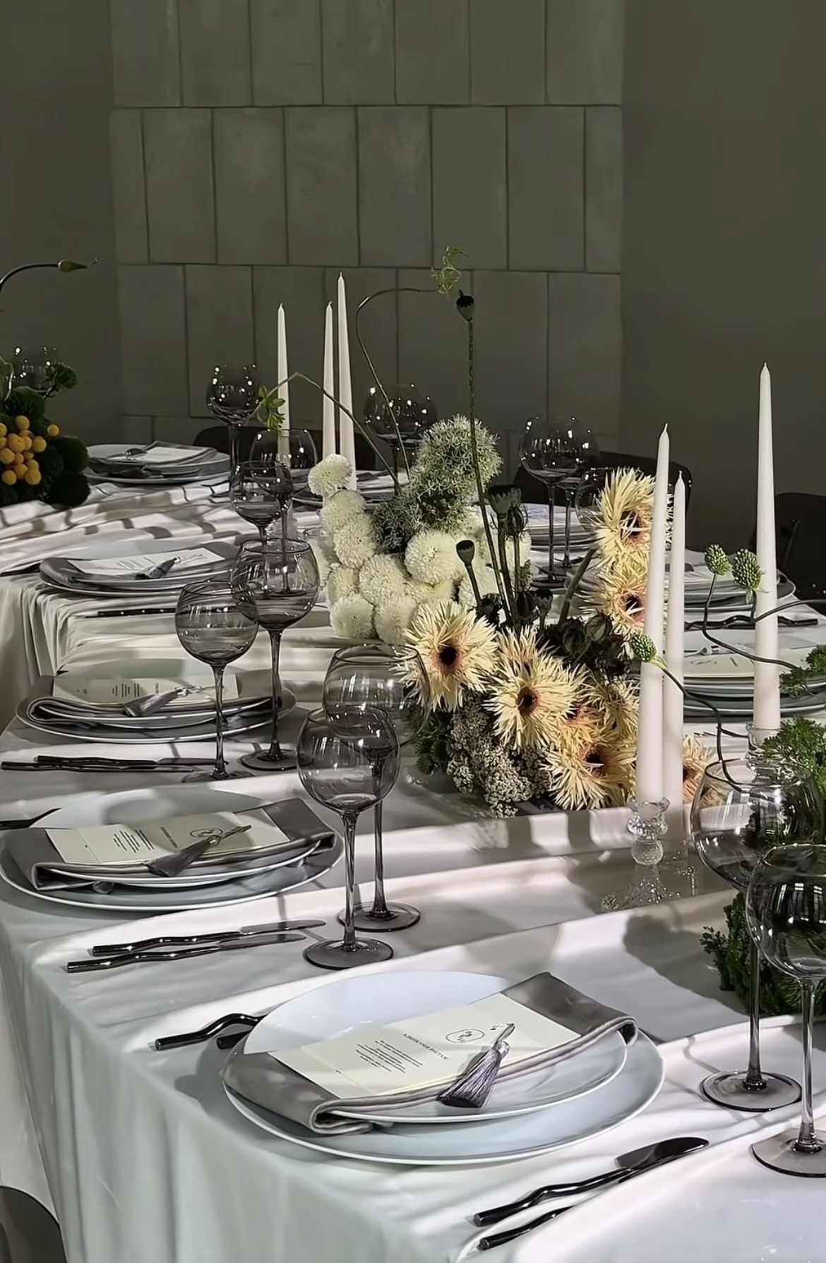 Сет бокалов Siren дымчатых с золотой каймой