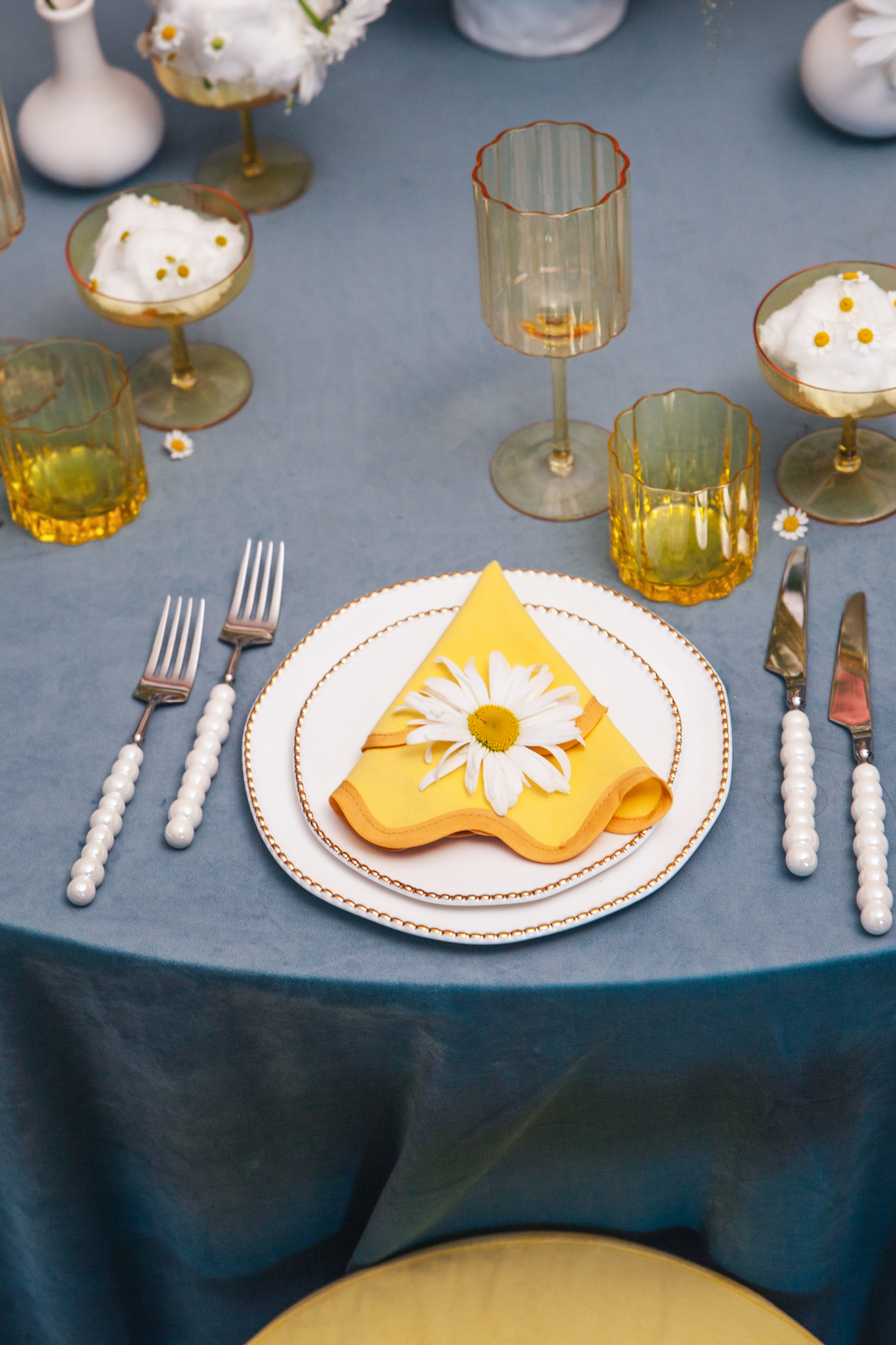 New! Тарелка Necklace M