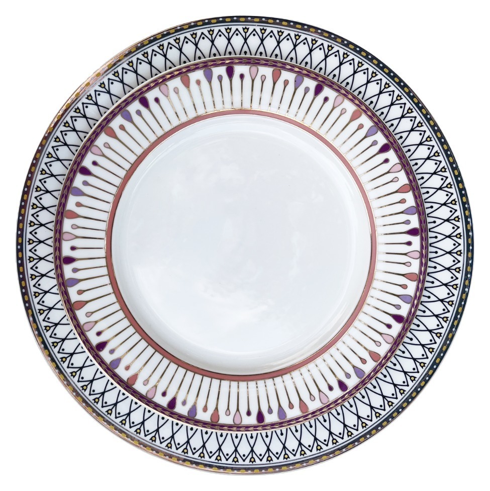 Сет тарелок Pattern Pink S и Pattern Black M