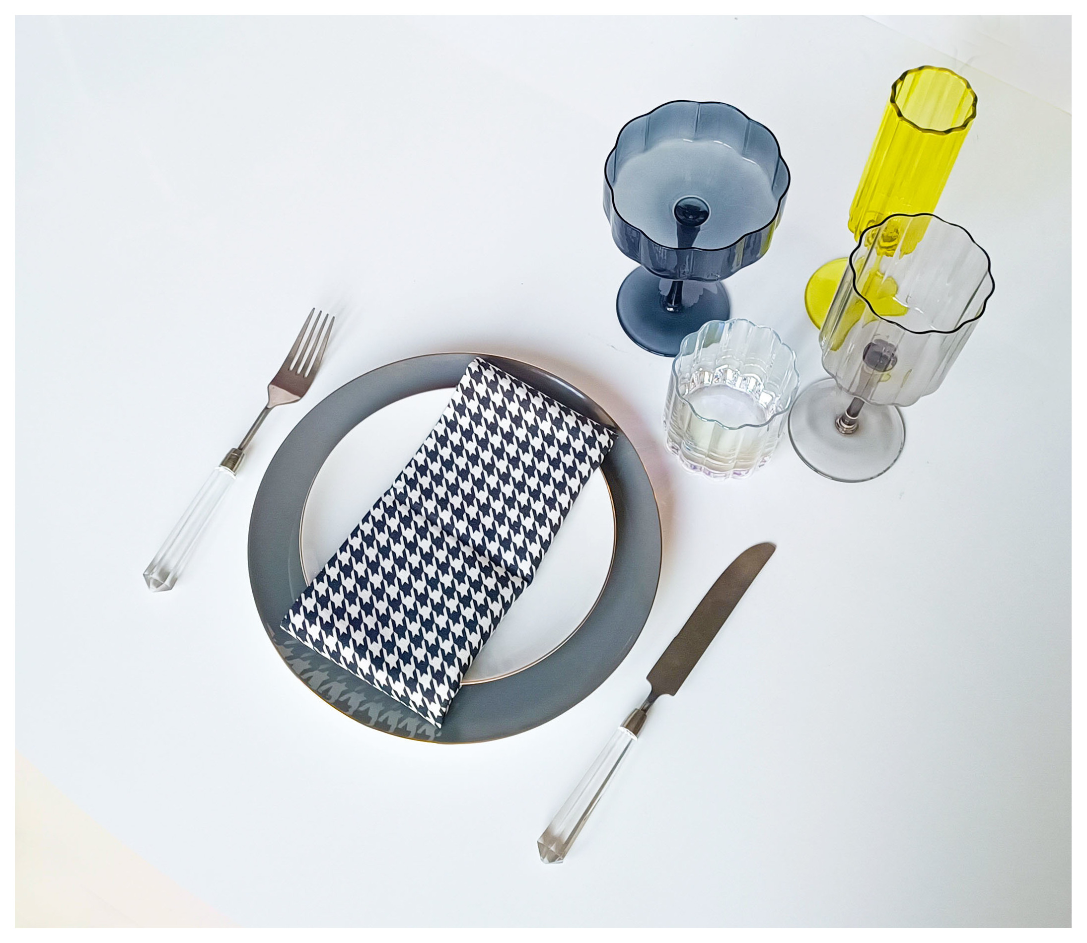 Шампанка Squash Трава у дома