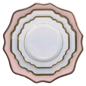 Сет тарелок Anna, 3 шт c розовым подтарельником