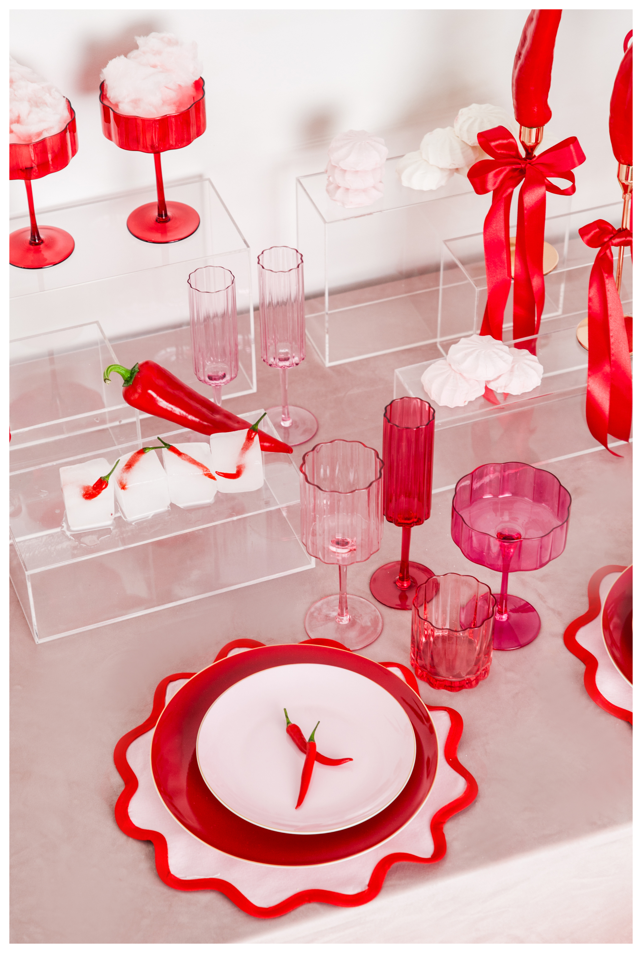 Акриловая подставка Ghost-4