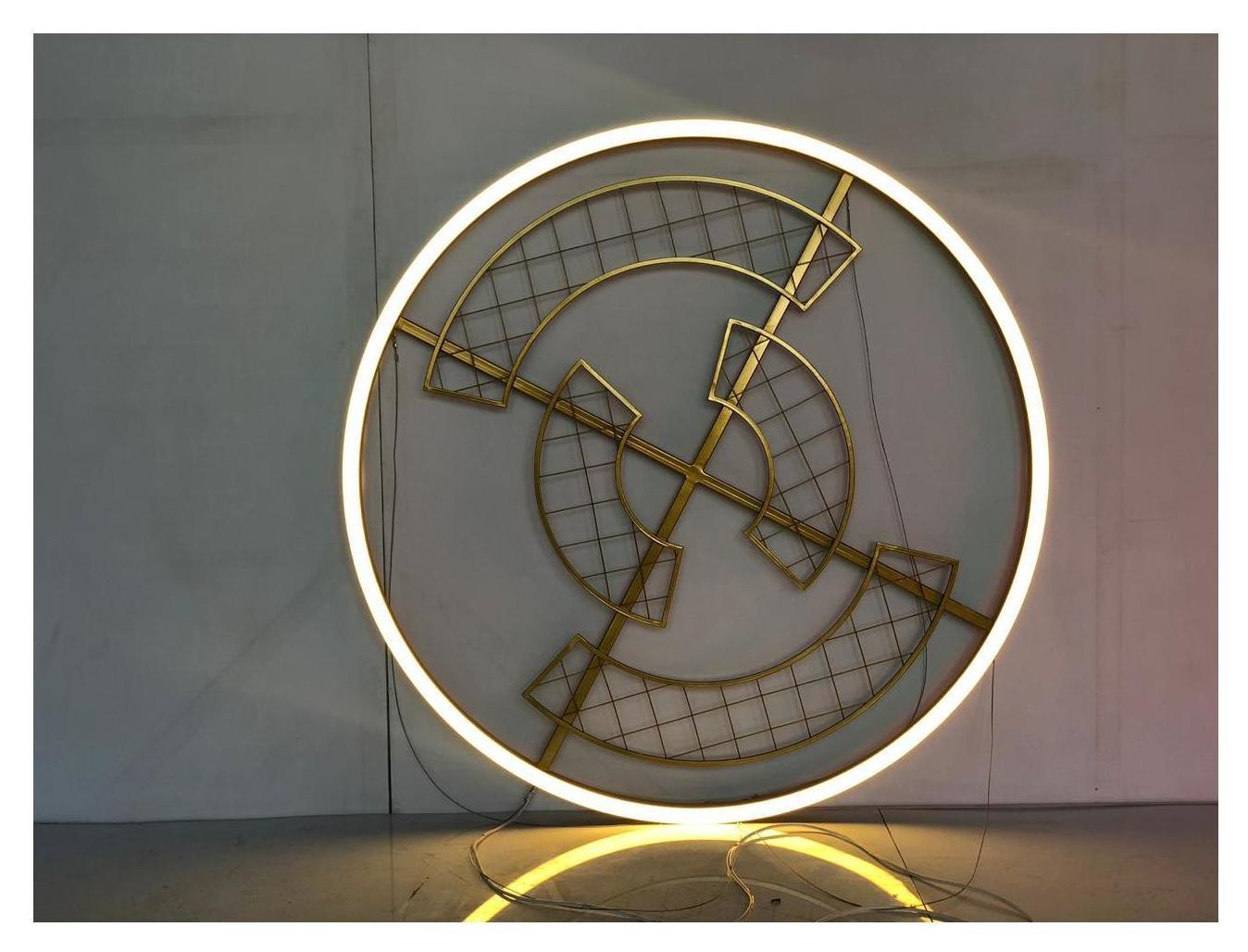 Люстра со светодиодами, 1.8 метра